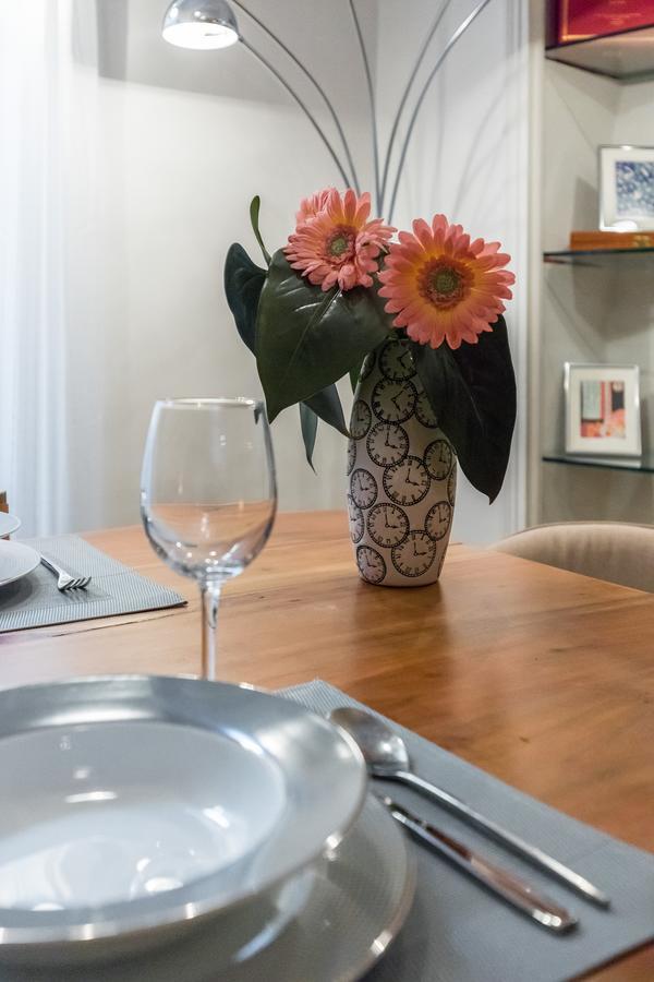 Appartement Pref 2 · F4 - Vaste Et Bourgeois ,3 Chambres, Ascenseur, Vx-nice Nice