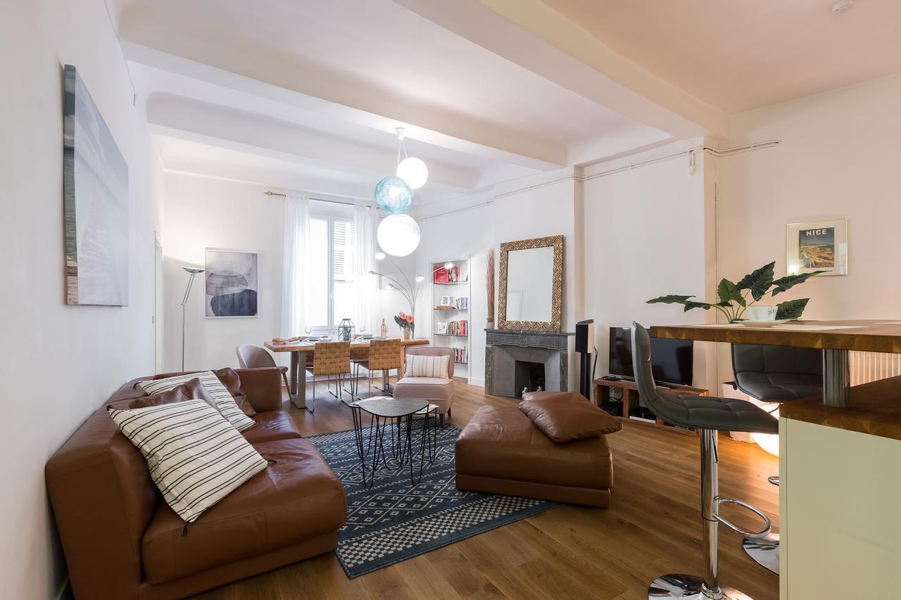 Pref 2 · F4 - Vaste Et Bourgeois ,3 Chambres, Ascenseur, Vx-nice