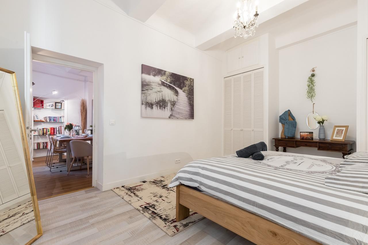 Pref 2 · F4 - Vaste Et Bourgeois ,3 Chambres, Ascenseur, Vx-nice *