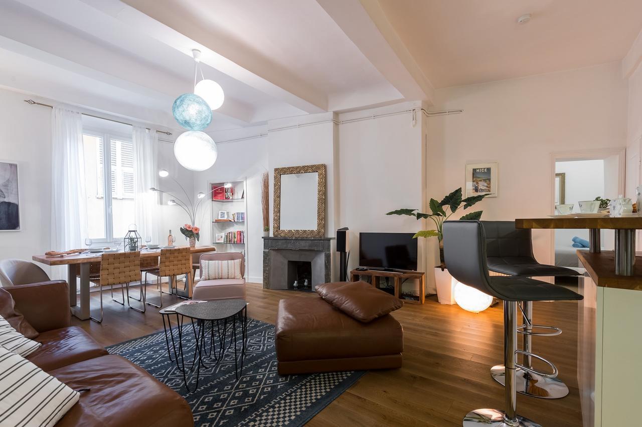 Pref 2 · F4 - Vaste Et Bourgeois ,3 Chambres, Ascenseur, Vx-nice Nice